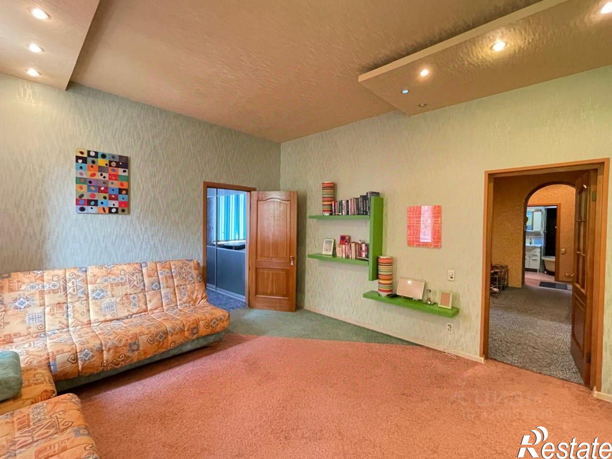 Купить квартиру за 11 000 000 рублей на улица Генерала Журбы, 4