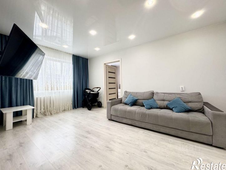 2-комн квартира ул Адмирала флота Лобова, 28,  д. 28