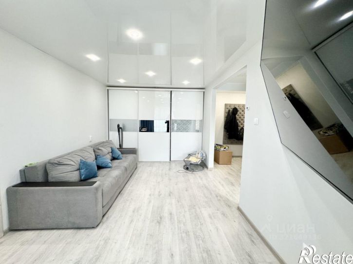 2-комн квартира ул Адмирала флота Лобова, 28,  д. 28