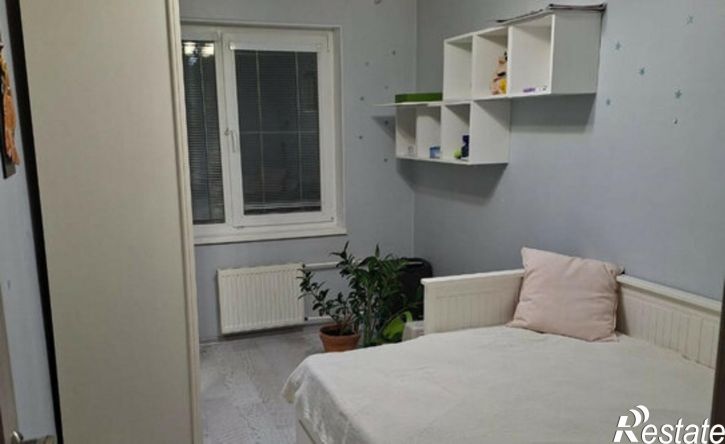 5-комн квартира улица Крупской, 64,  д. 64