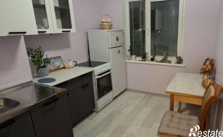 5-комн квартира улица Крупской, 64,  д. 64