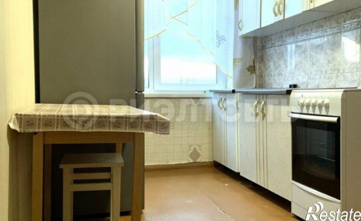 3-комн квартира улица Беринга, 12,  д. 12