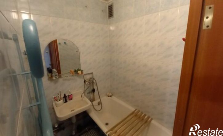 2-комн квартира улица Александрова, 30 к3,  д. 30 к3