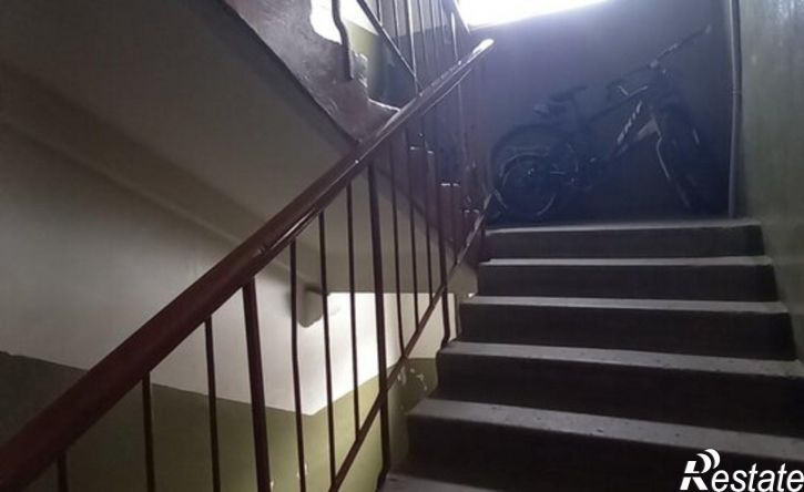 2-комн квартира улица Александрова, 30 к3,  д. 30 к3