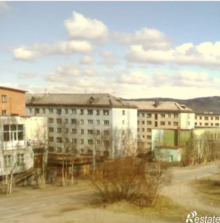 Комната улица Подстаницкого, 6,  д. 6