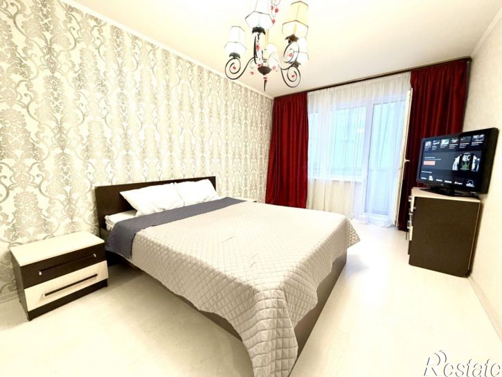 2-комн квартира улица Олега Кошевого, 12 к2,  д. 12 к2