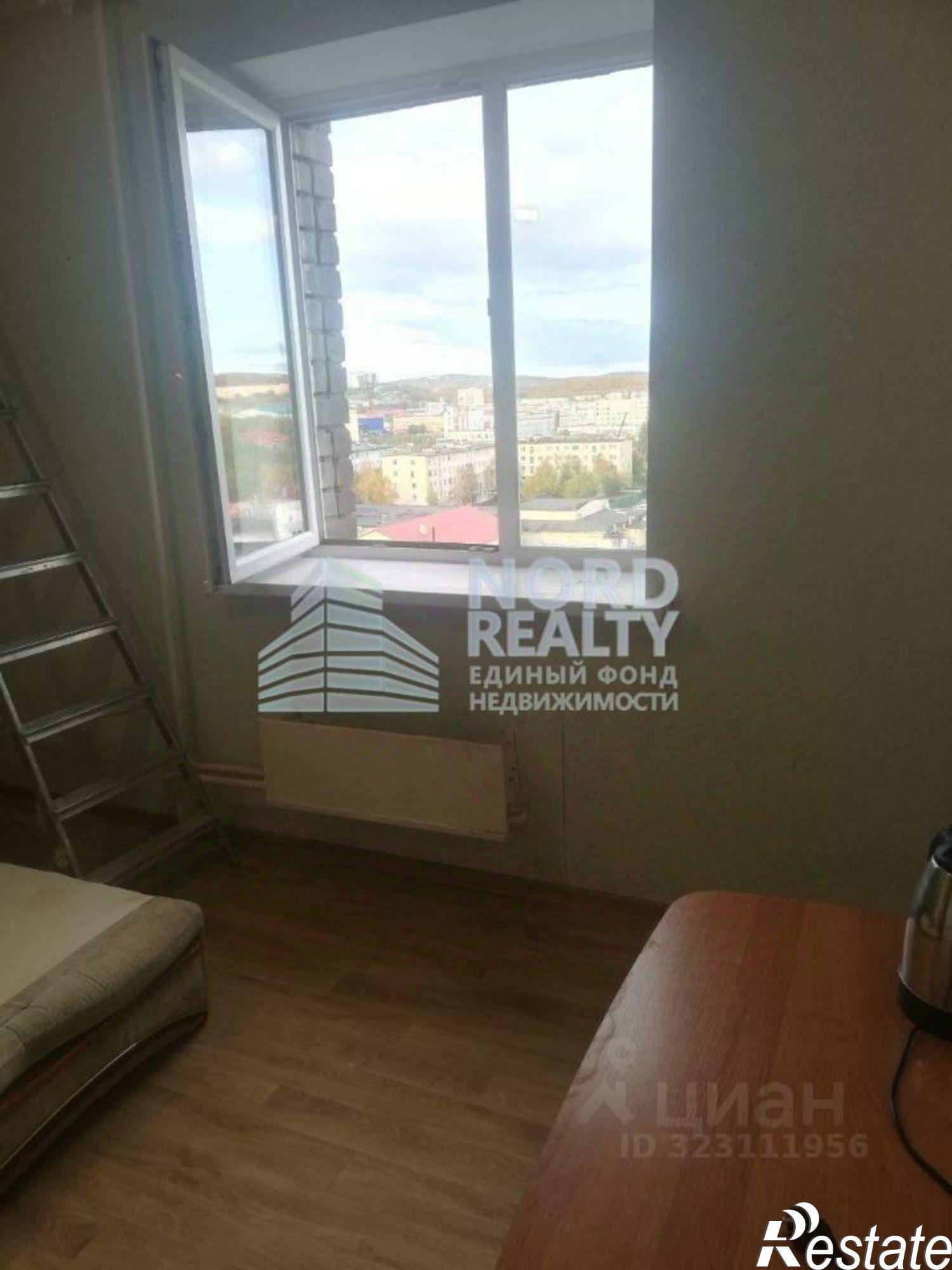 Сдать комнату за 11 000 рублей на Кольский проспект, 8