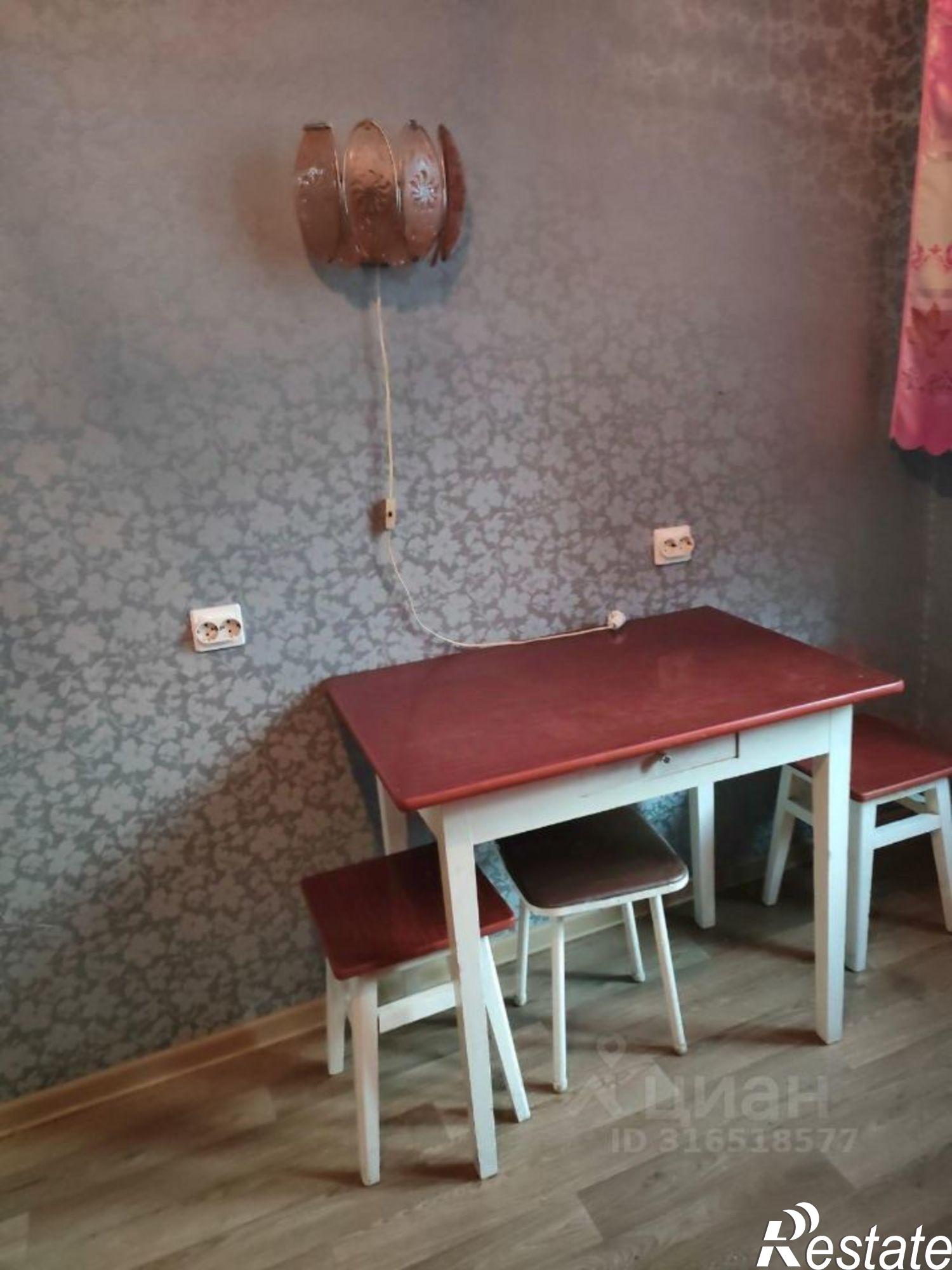 Купить квартиру за 4 000 000 рублей на Кильдинская улица, 1