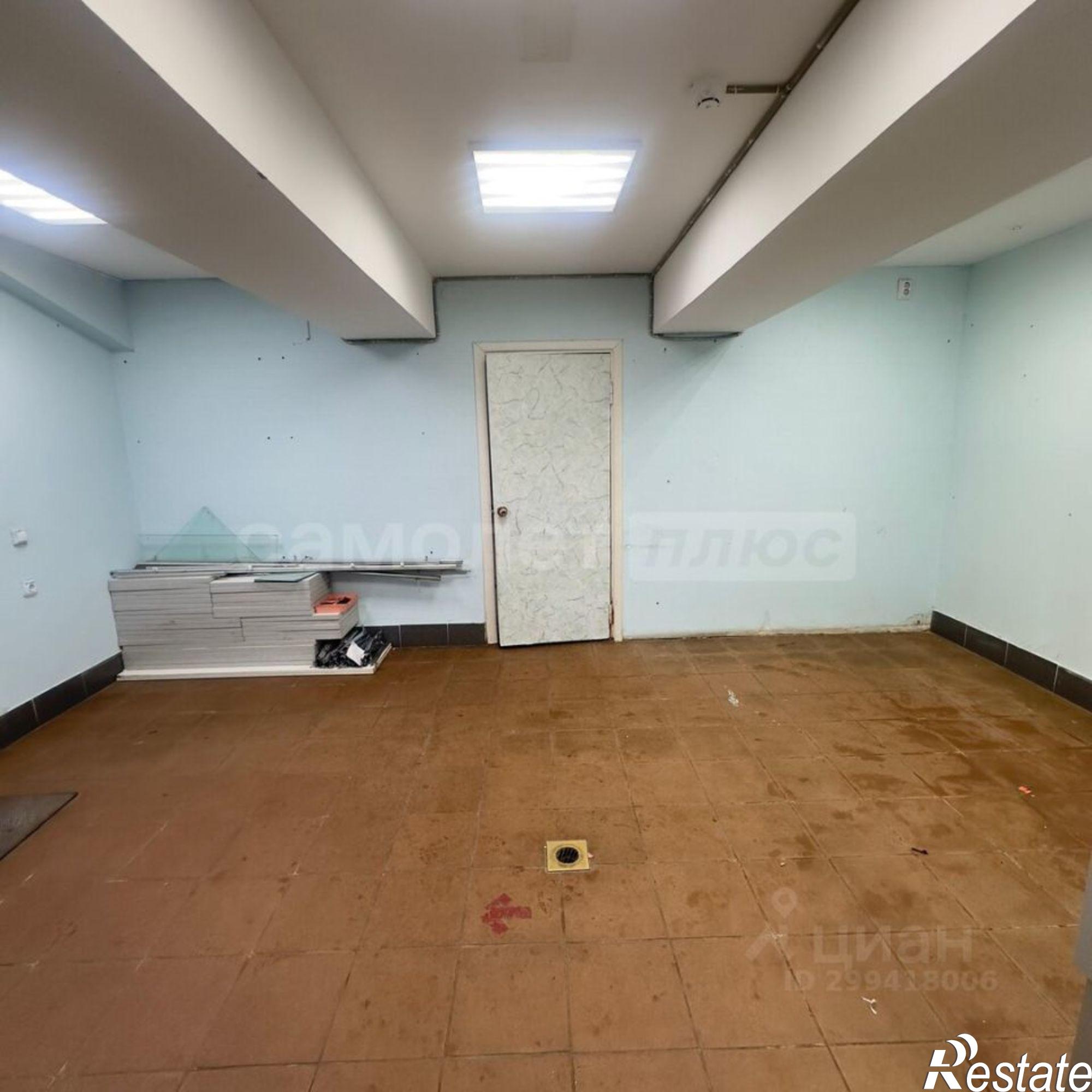 Сдать складское помещение за 60 000 рублей на ул Октябрьская, 9