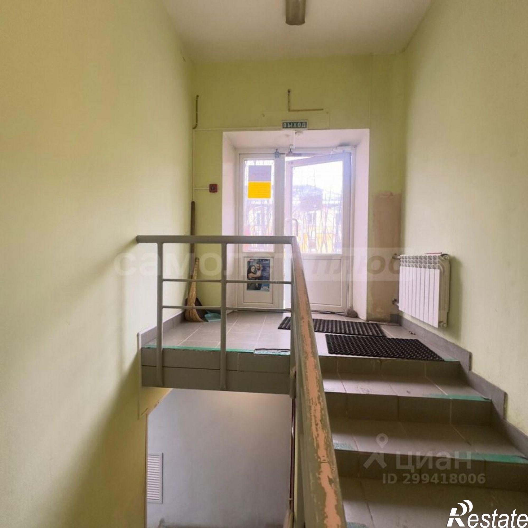 Сдать складское помещение за 60 000 рублей на ул Октябрьская, 9