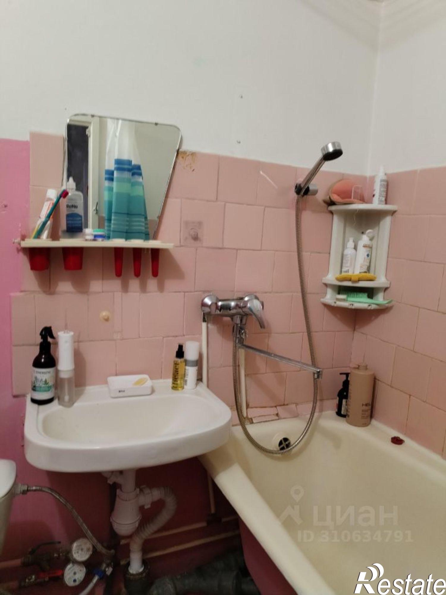 Купить квартиру за 3 300 000 рублей на Ледокольный проезд, 9