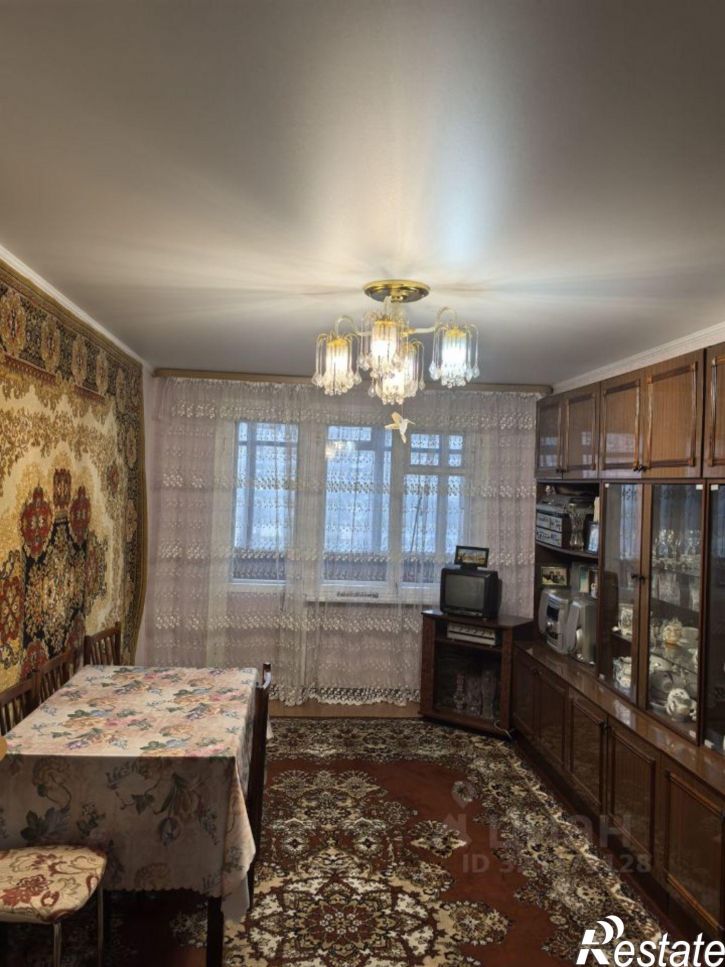 3-комн квартира Кольский пр-кт, 144,  д. 144