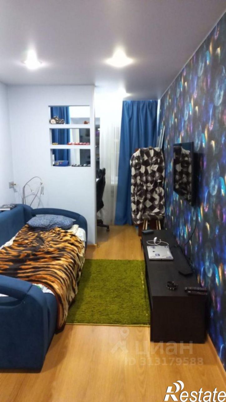 5-комн квартира улица Ушакова, 16/20,  д. 16/20