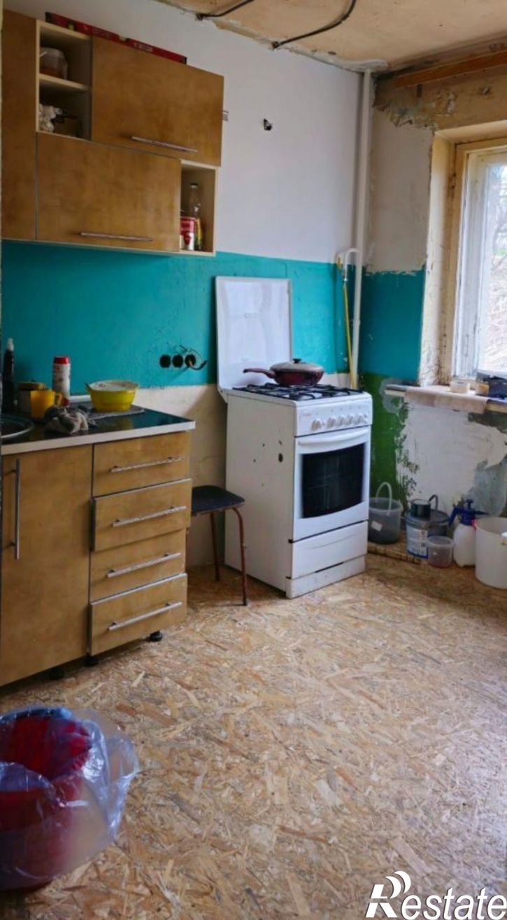 Комната улица Буркова, 29,  д. 29