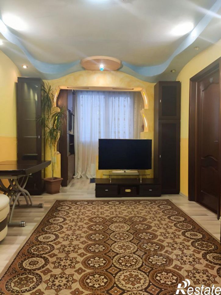 3-комн квартира улица Мира, 21,  д. 21