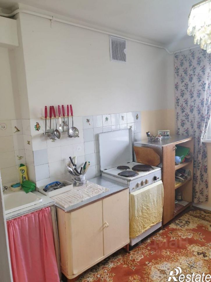 3-комн квартира ул Адмирала флота Лобова, 11 4,  д. 11 4,  к. 4