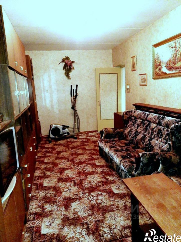 2-комн квартира улица Адмирала Флота Лобова, 9 к4,  д. 9 к4