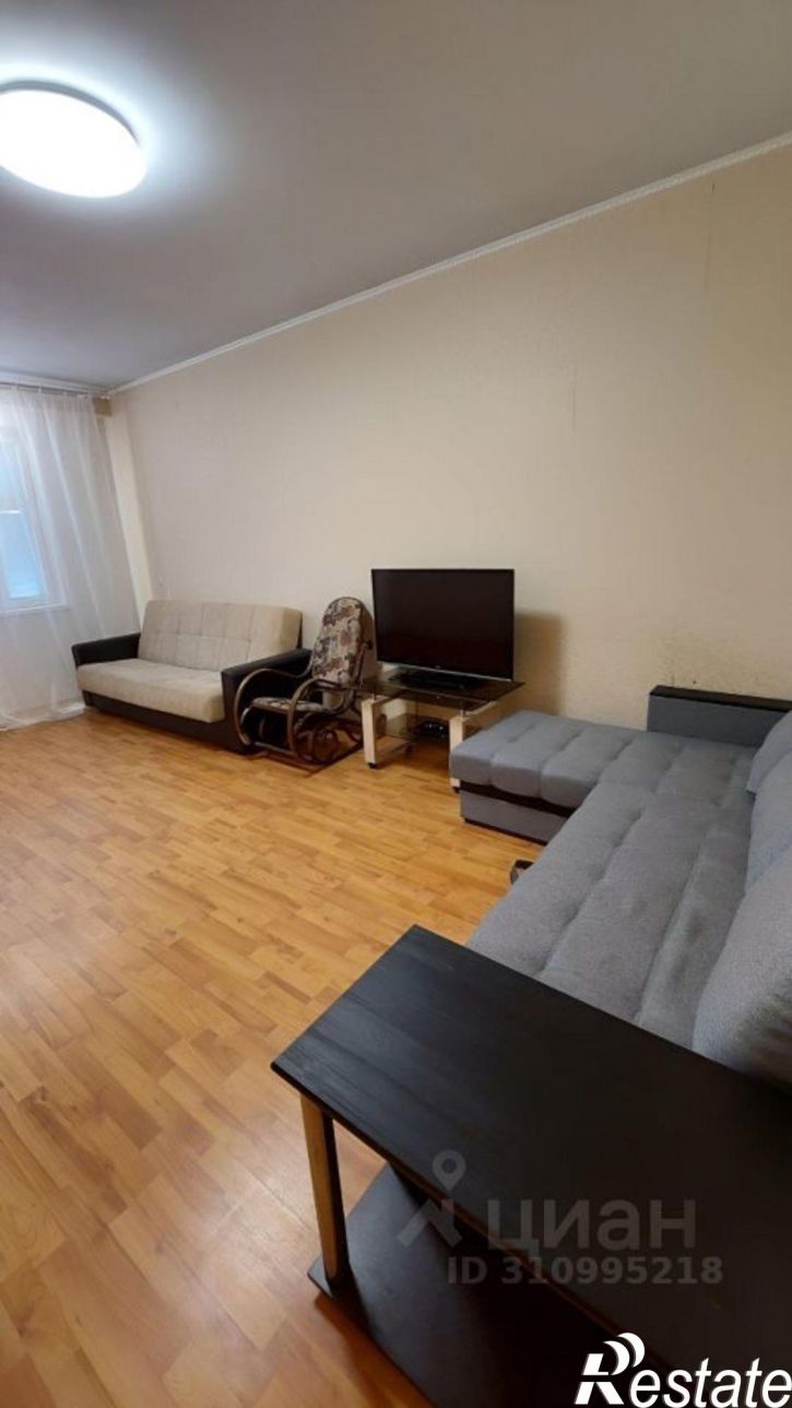 2-комн квартира ул Старостина, 83,  д. 83