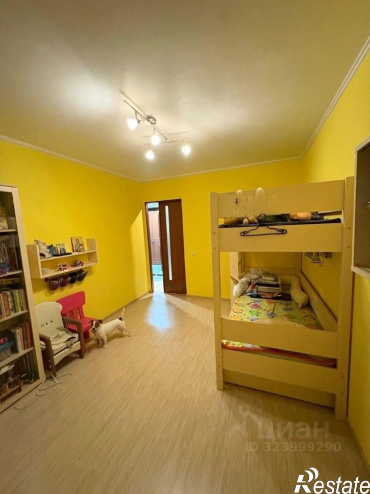 3-комн квартира улица Крупской, 64,  д. 64