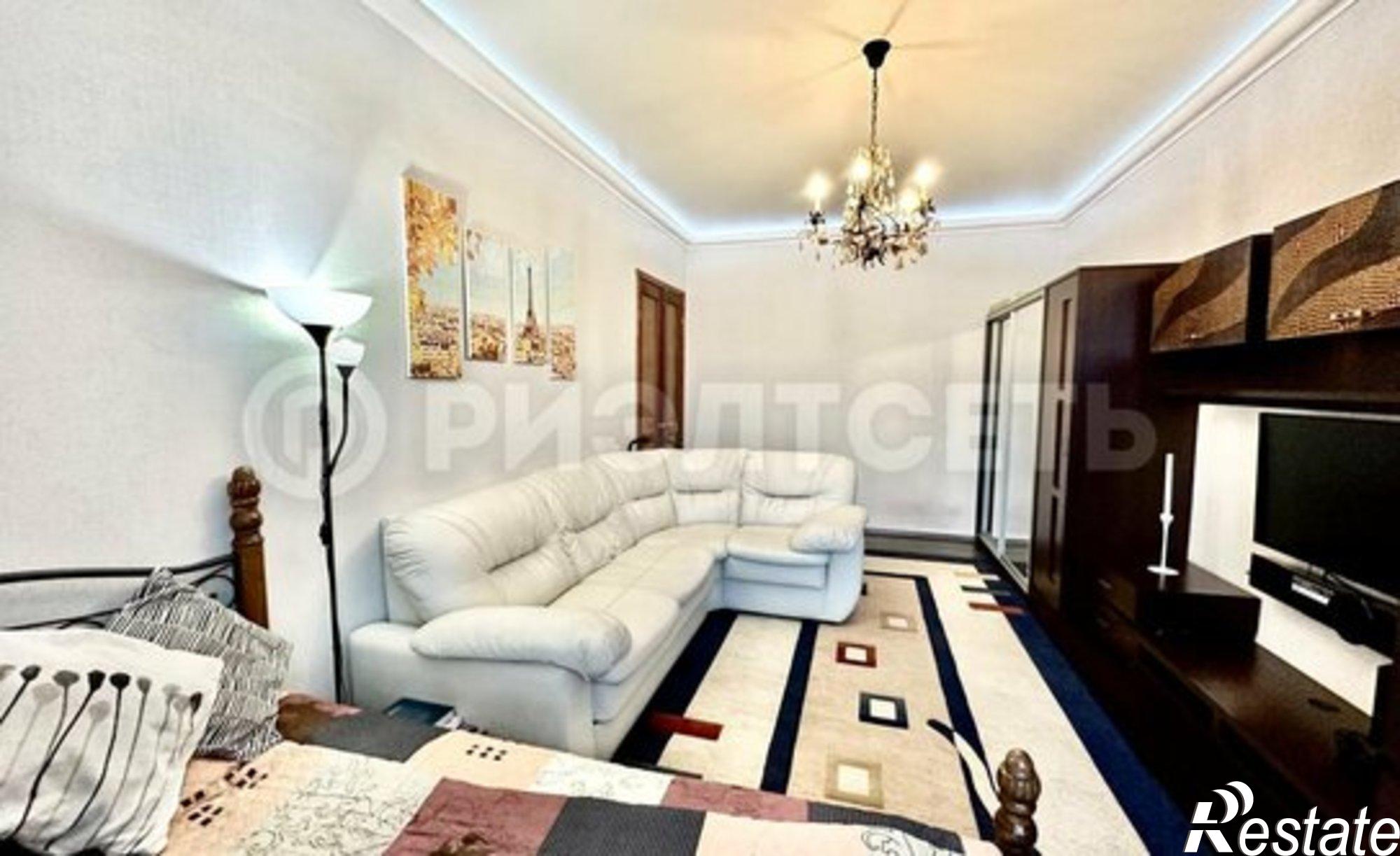 Купить квартиру за 8 000 000 рублей на улица Адмирала Флота Лобова, 49/17