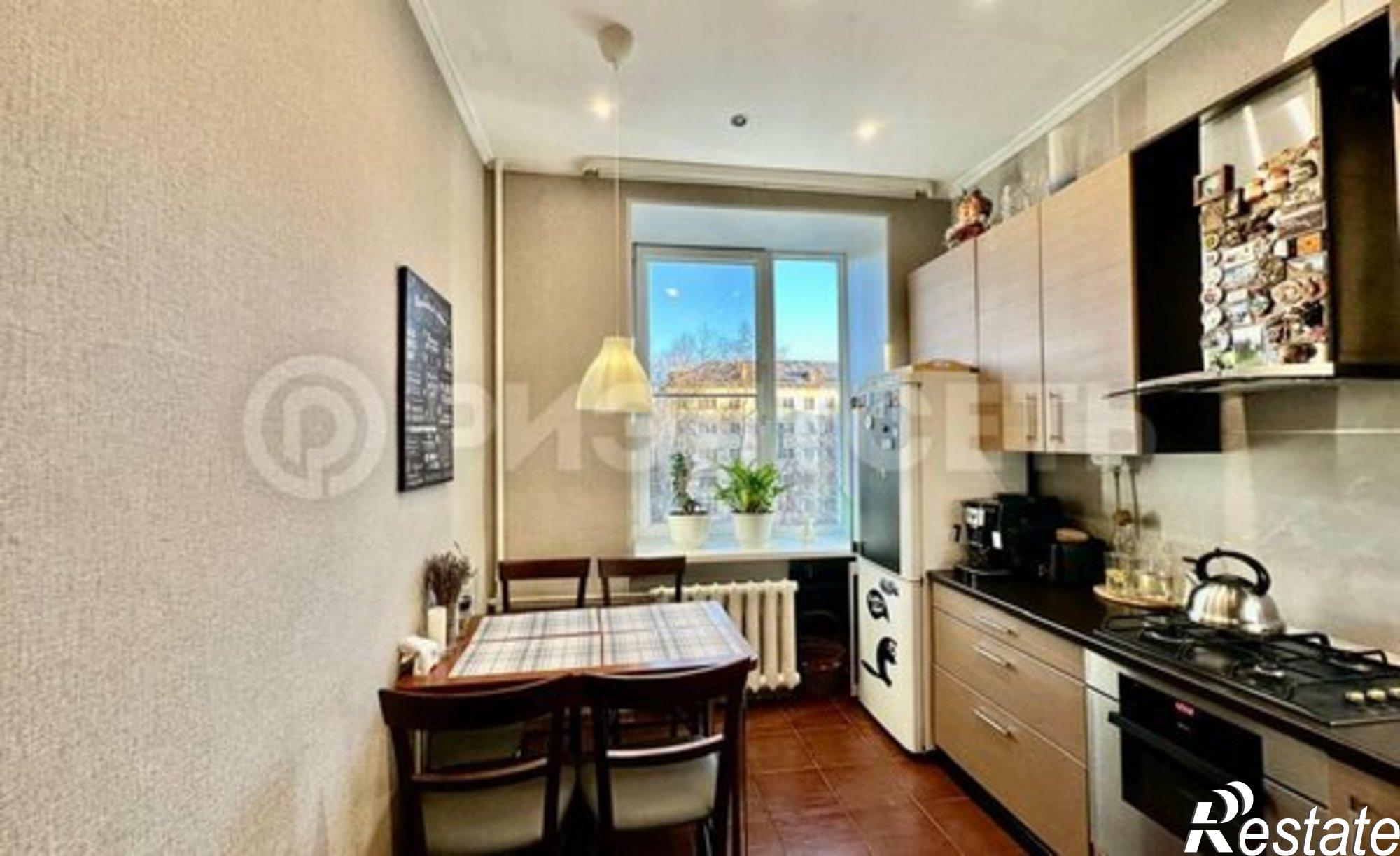 Купить квартиру за 8 000 000 рублей на улица Адмирала Флота Лобова, 49/17