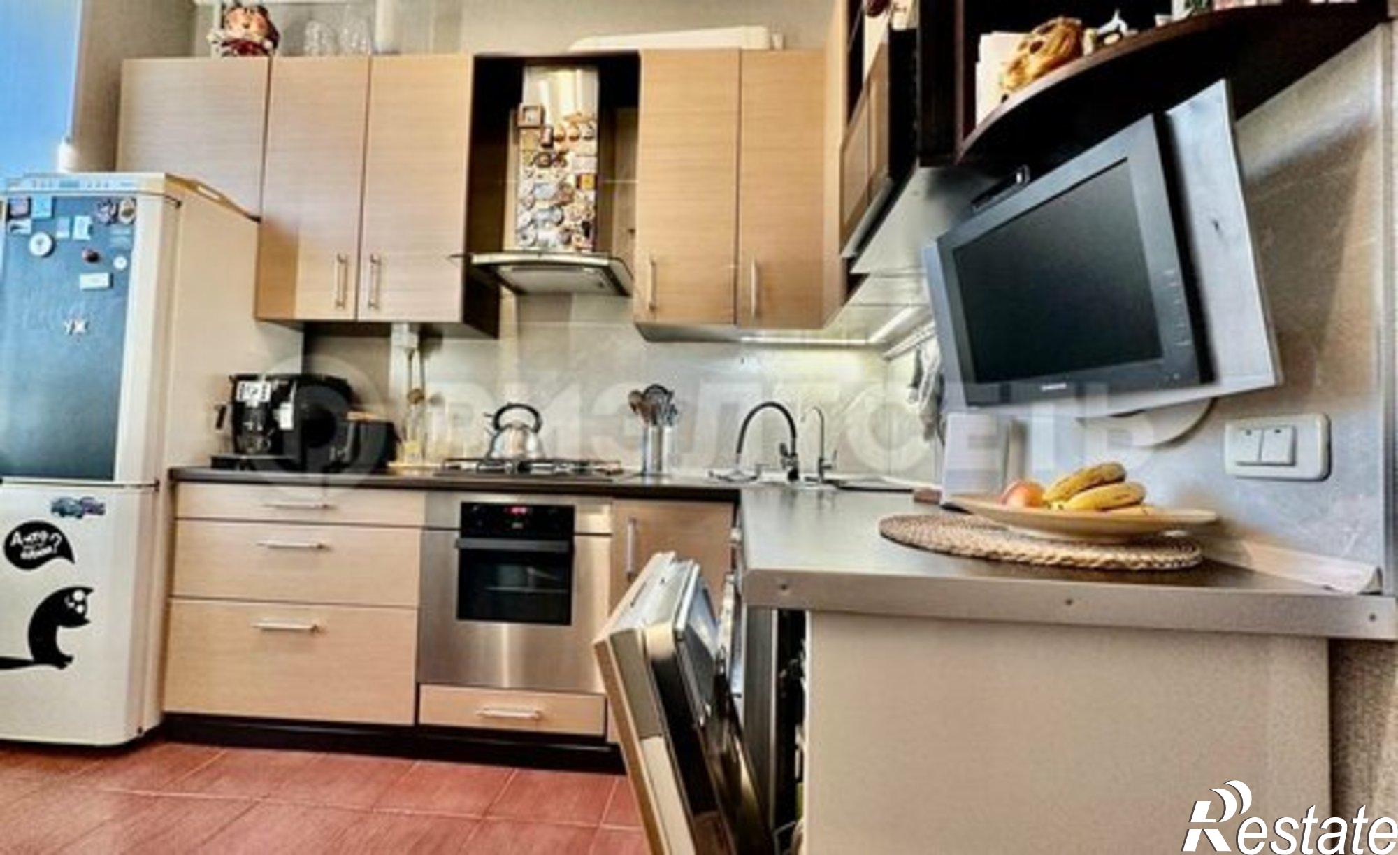 Купить квартиру за 8 000 000 рублей на улица Адмирала Флота Лобова, 49/17