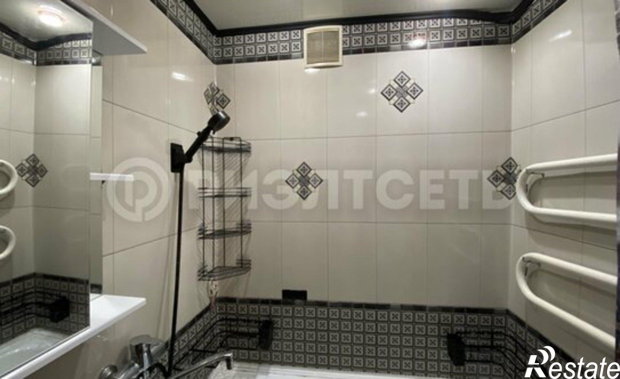 Купить квартиру за 3 200 000 рублей на Молодёжная улица, 15