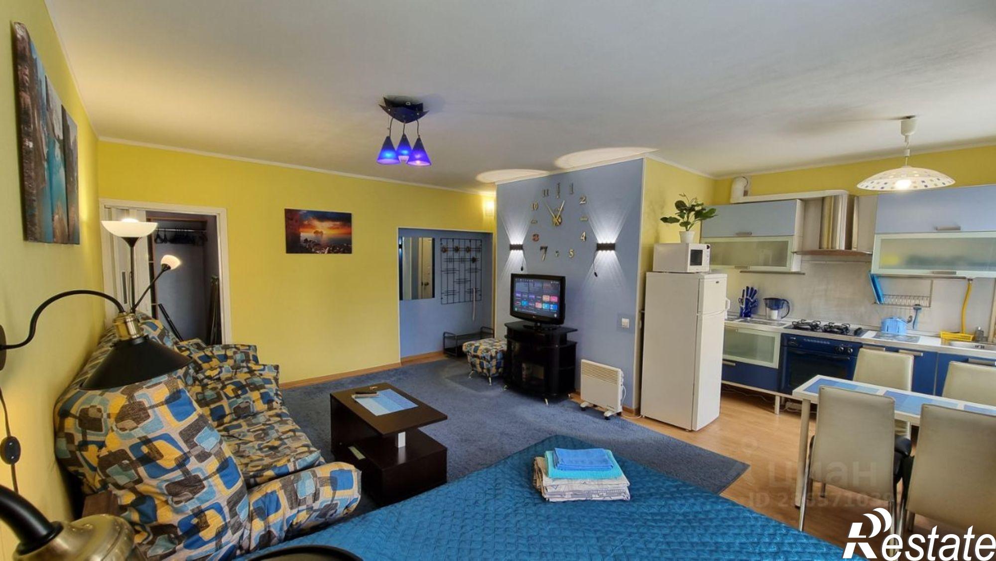 Сдать квартиру за 37 000 рублей на ул Коминтерна, 22