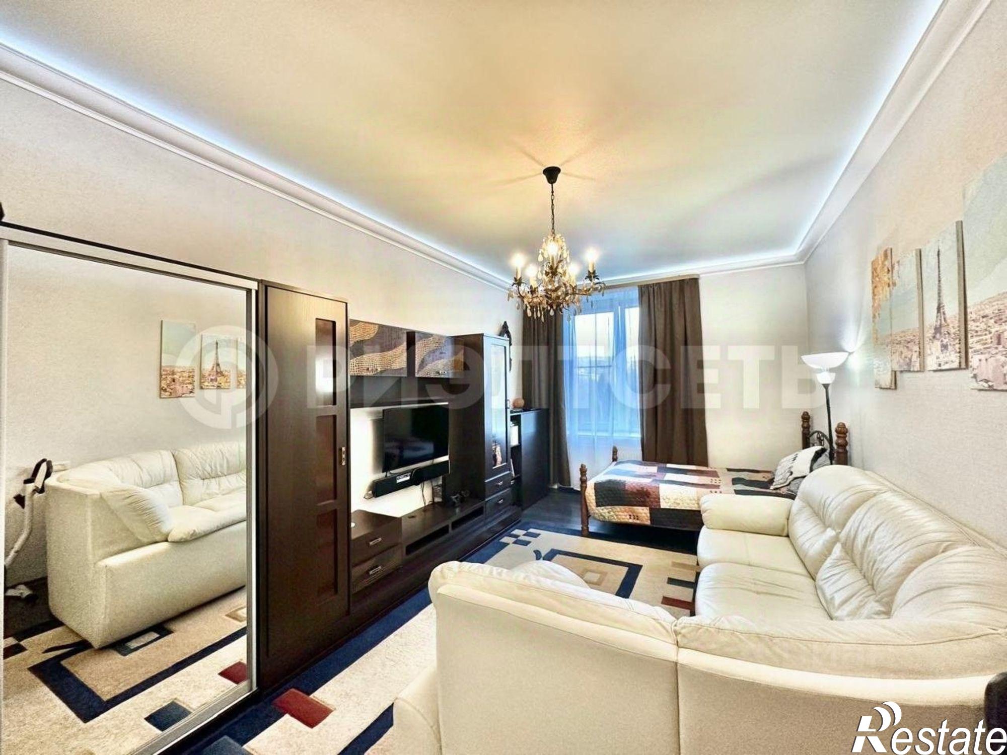 Купить квартиру за 8 000 000 рублей на улица Адмирала Флота Лобова, 49/17