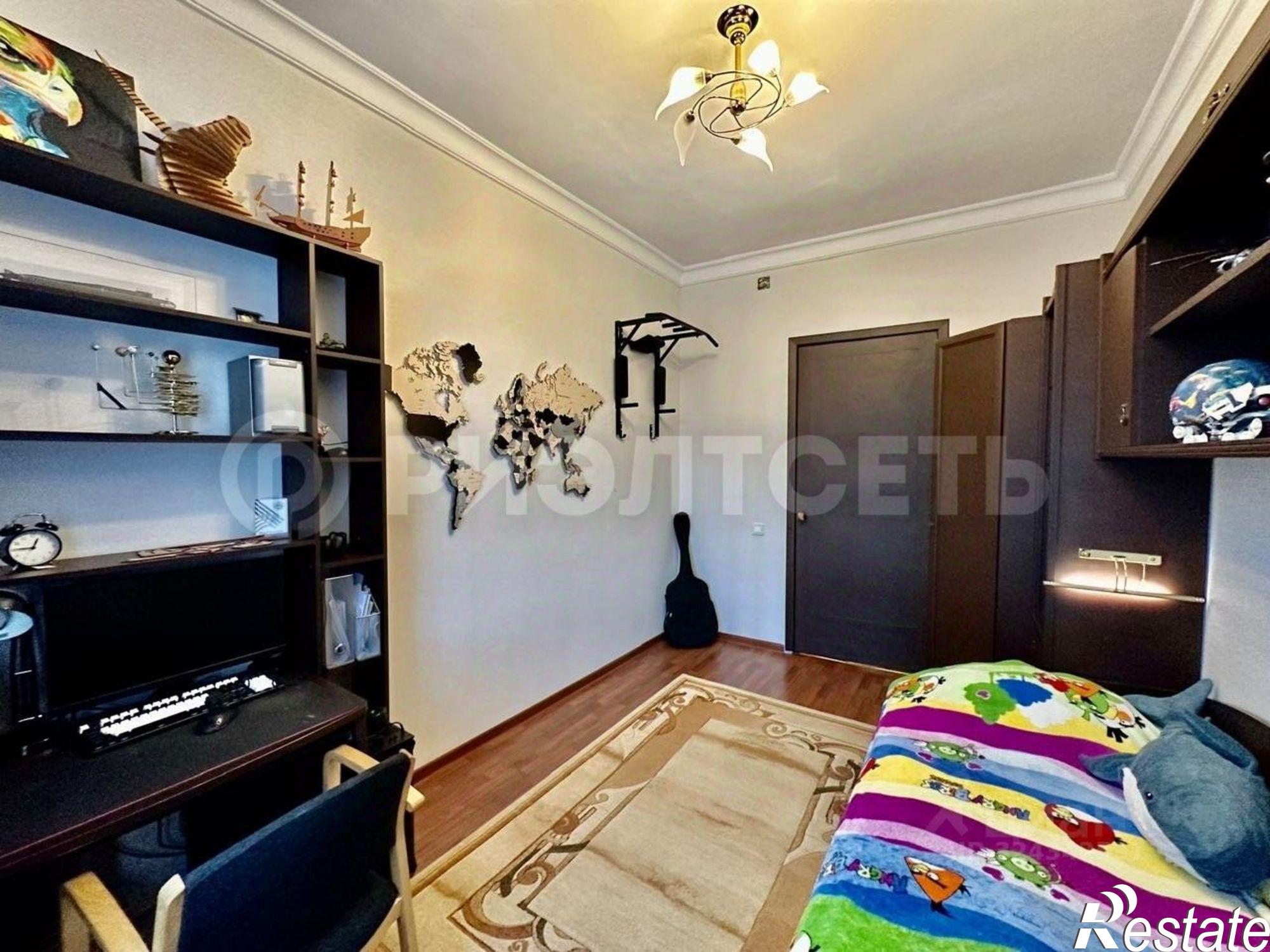 Купить квартиру за 8 000 000 рублей на улица Адмирала Флота Лобова, 49/17