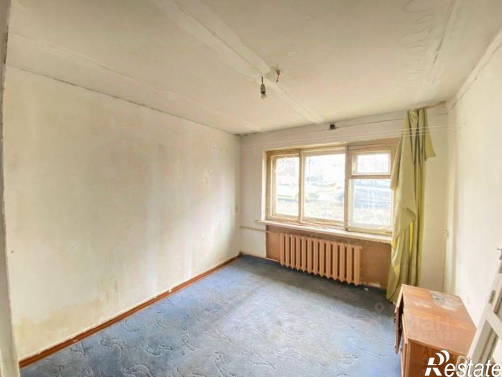 Комната ул Подстаницкого, 12,  д. 12