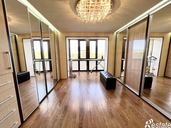 4-комн квартира пр-кт Ленина, 25,  д. 25