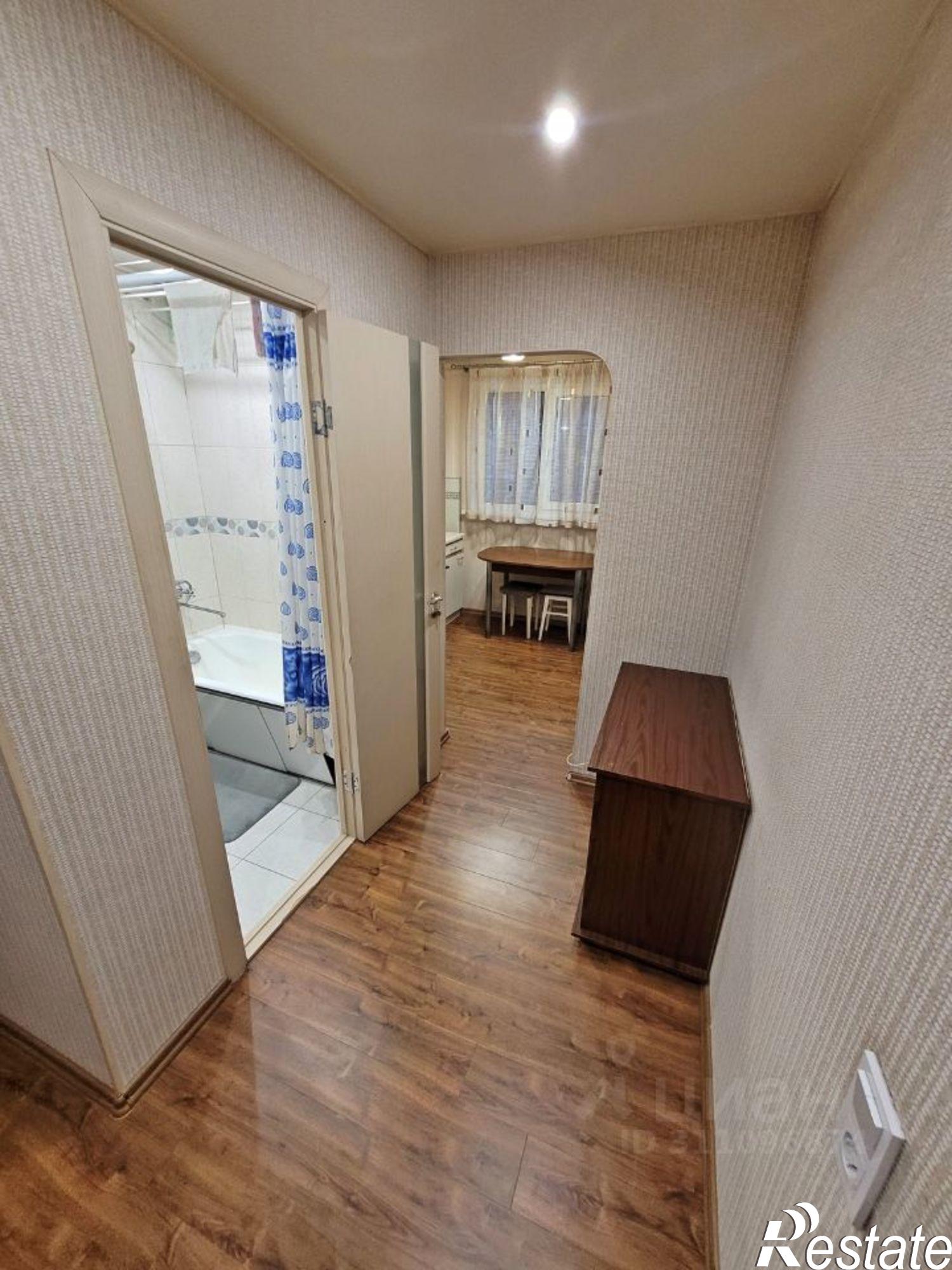 Сдать квартиру за 25 000 рублей на Кольский пр-кт, 106 4