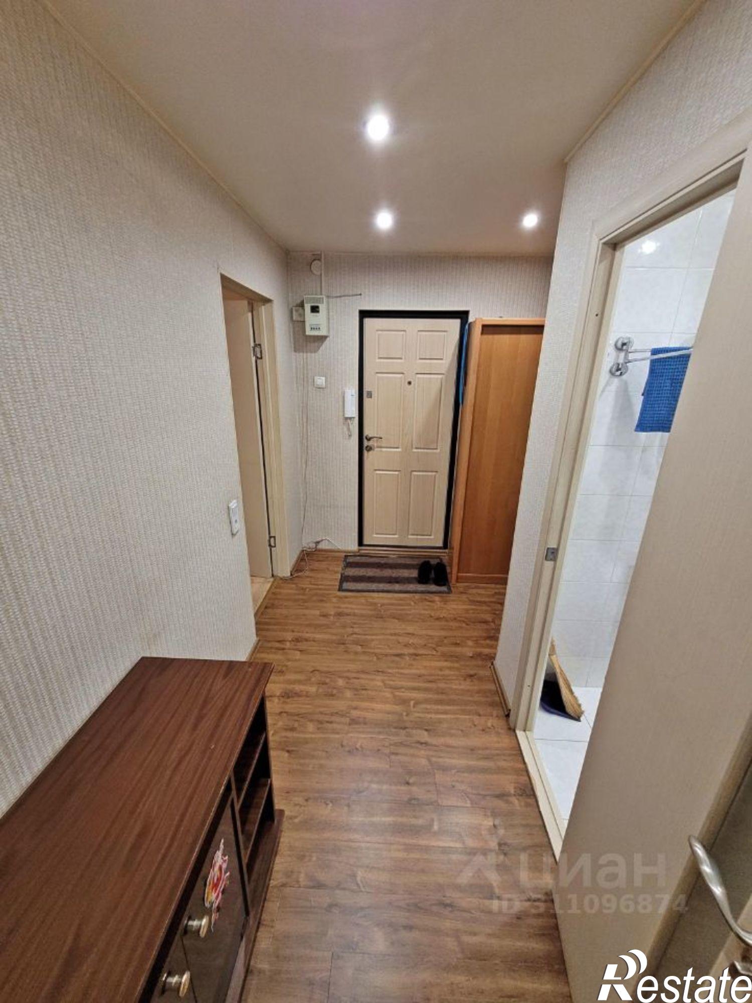 Сдать квартиру за 25 000 рублей на Кольский пр-кт, 106 4