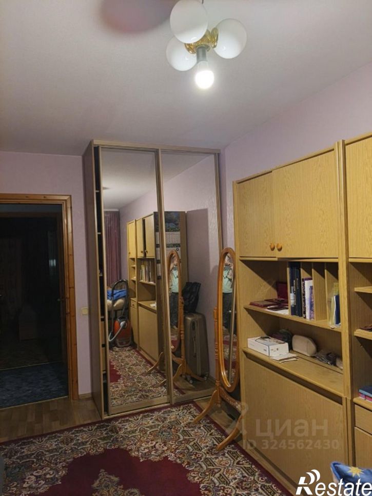 3-комн квартира улица Крупской, 66,  д. 66