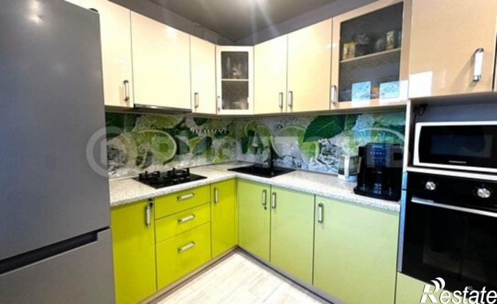 2-комн квартира ул Пищевиков, 8,  д. 8