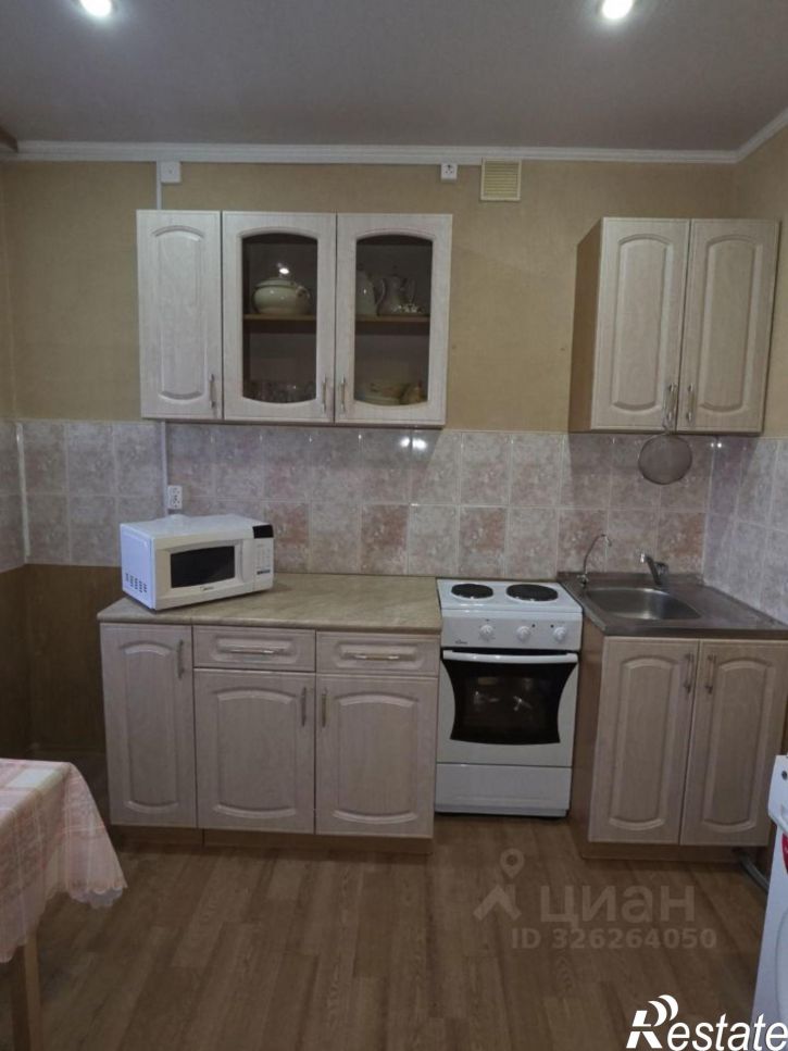 1-комн квартира ул Адмирала флота Лобова, 27 2,  д. 27 2,  к. 2