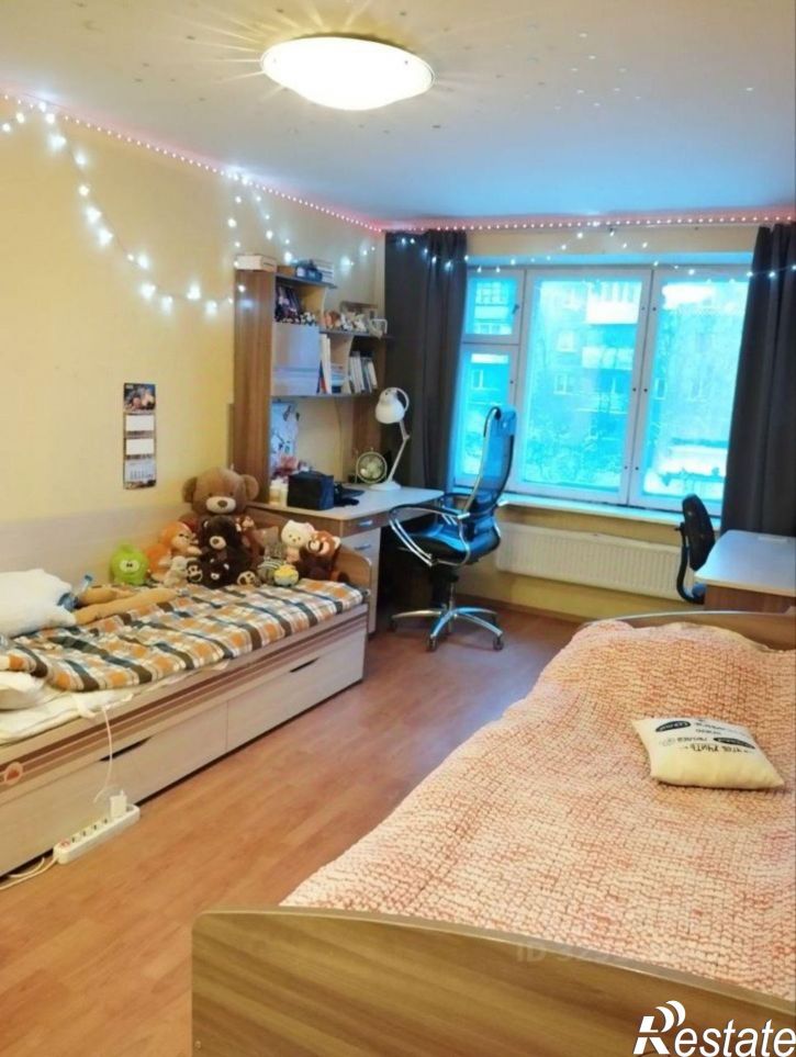 4-комн квартира улица Александрова, 30 к2,  д. 30 к2