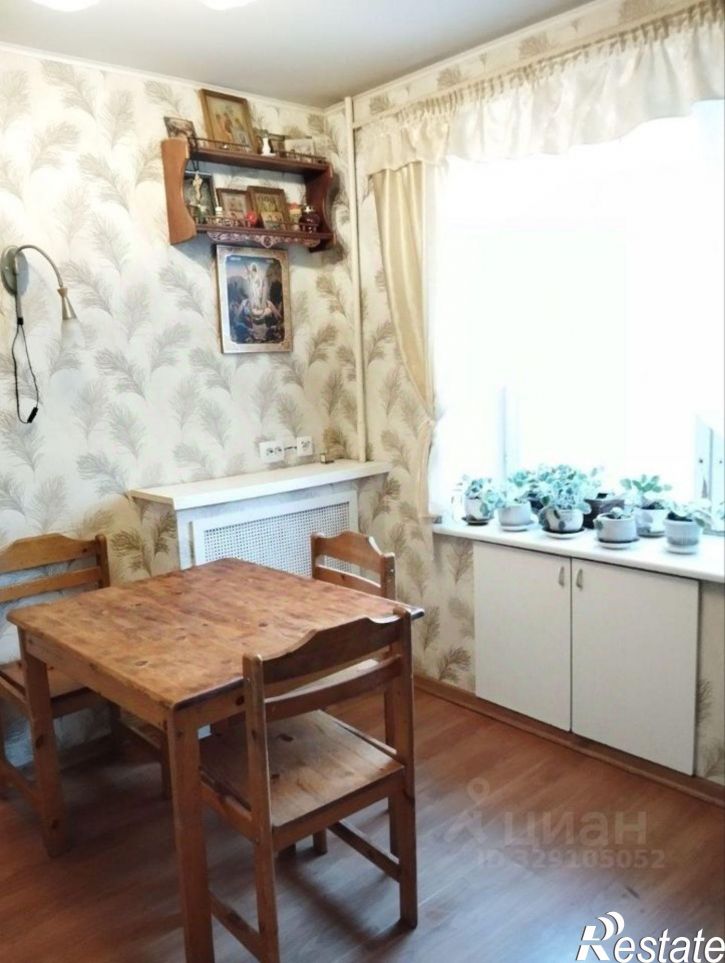 4-комн квартира улица Александрова, 30 к2,  д. 30 к2