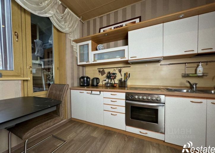 2-комн квартира улица Мира, 10,  д. 10