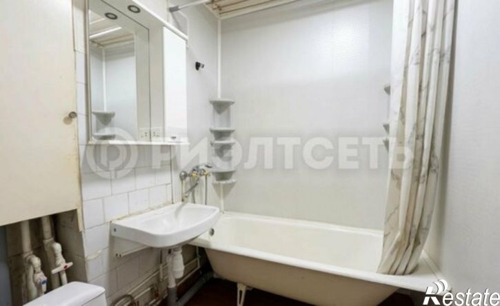 1-комн квартира пр-кт Героев-североморцев, 37,  д. 37