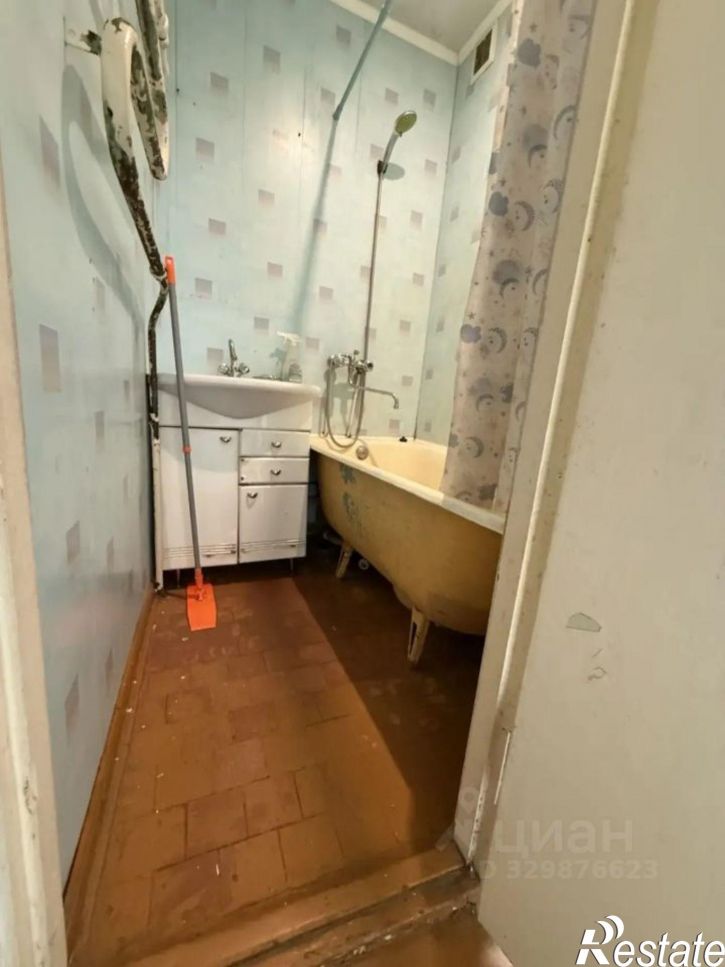2-комн квартира улица Халатина, 20,  д. 20