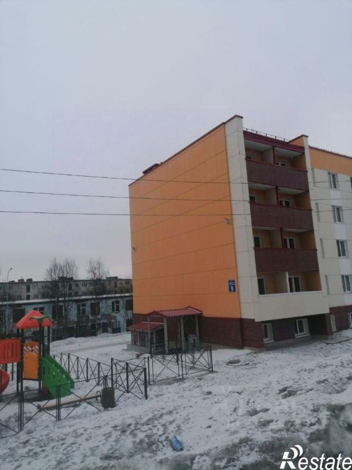 3-комн квартира улица Анатолия Бредова, 9,  д. 9
