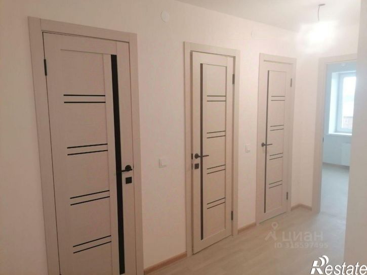 3-комн квартира улица Анатолия Бредова, 9,  д. 9