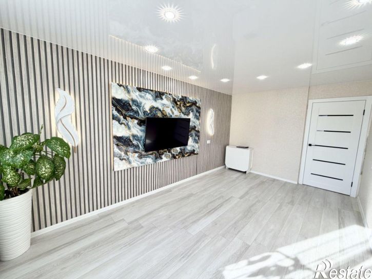 2-комн квартира улица Нахимова, 18,  д. 18