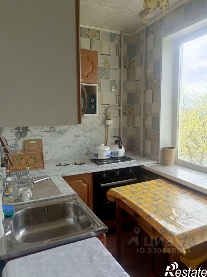 2-комн квартира пр-кт Героев-североморцев, 65,  д. 65