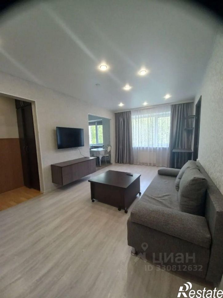 2-комн квартира ул Капитана Буркова, 21,  д. 21