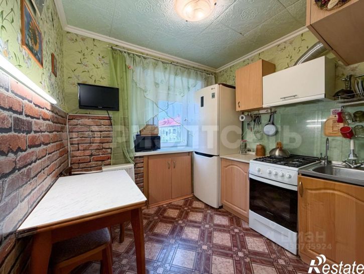 2-комн квартира улица Нахимова, 27,  д. 27