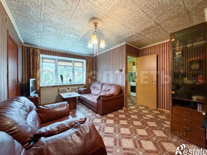2-комн квартира улица Нахимова, 27,  д. 27