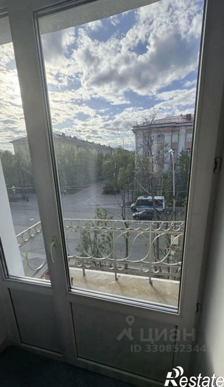 2-комн квартира Октябрьская улица, 18/13,  д. 18/13